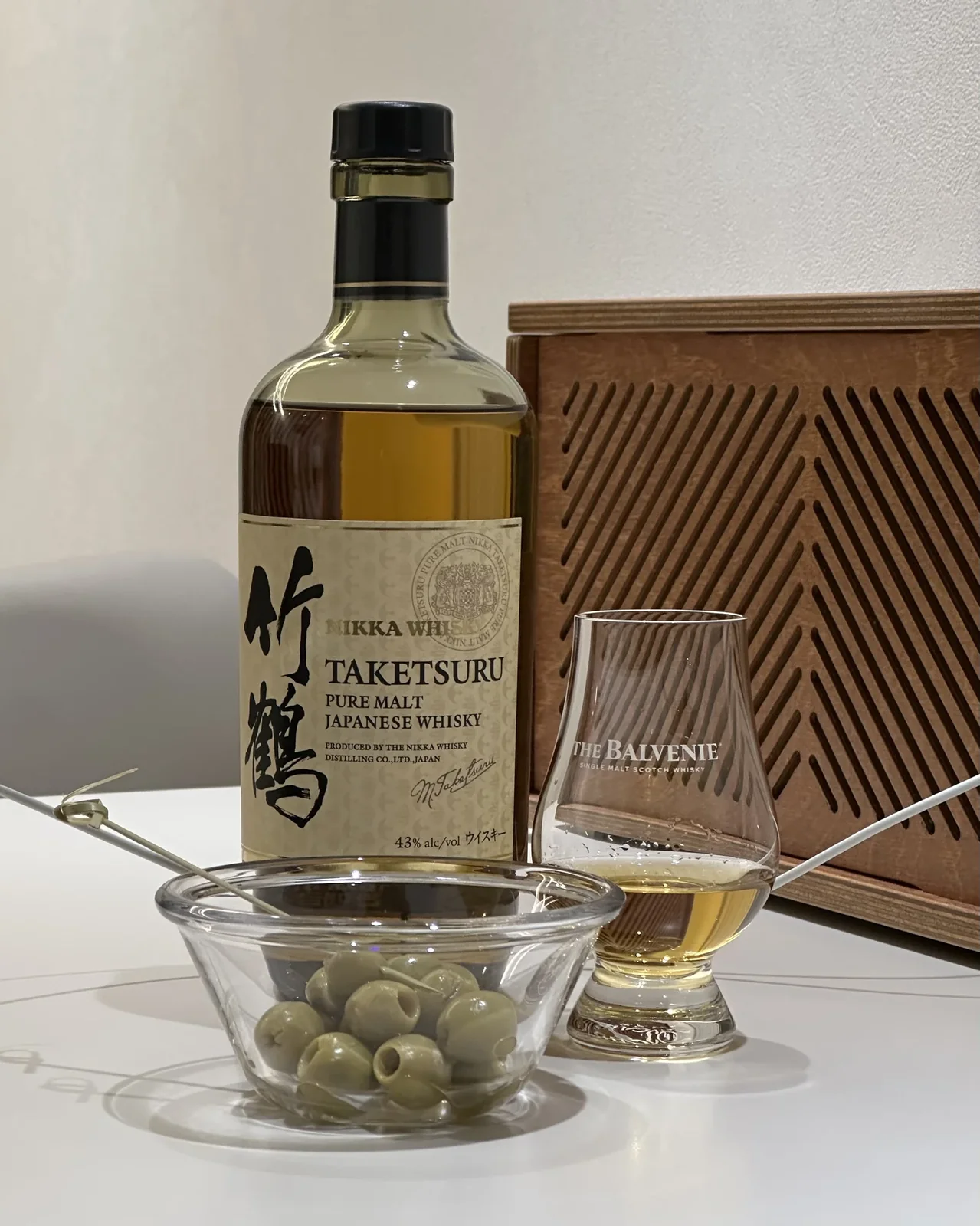 [재패니즈] 닛카 타케츠루 퓨어몰트 리뷰