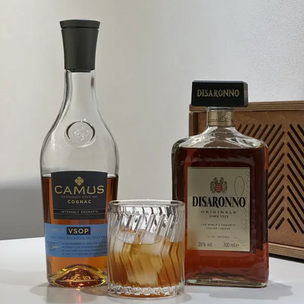 [칵테일] 까뮤 VSOP + 디사론노로 만든 프렌치 커넥션