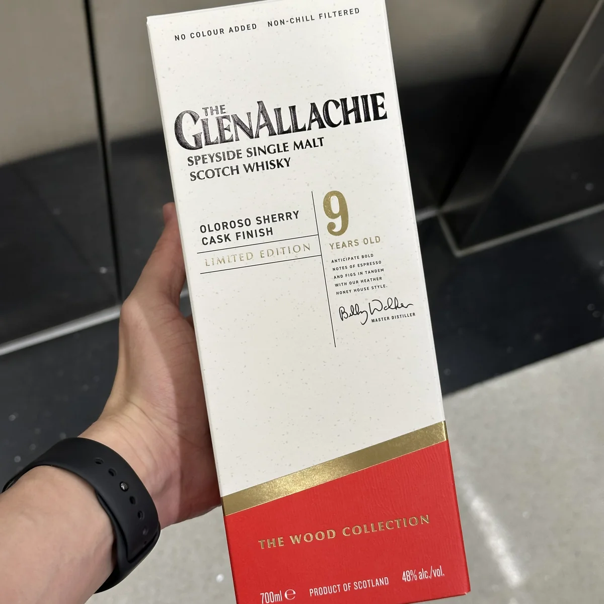 GlenAllachie 9 Years Oloroso Sherry Cask Finish box and bottle